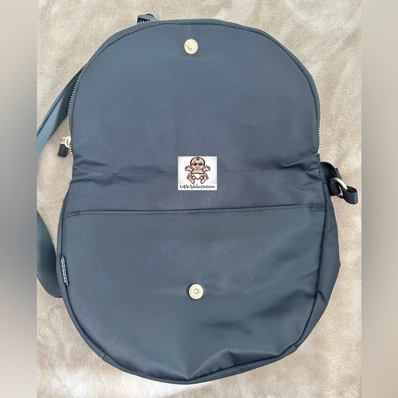 Lululemon All Night Festival Bag 5L - Black/Gold - Picture 3 of 6